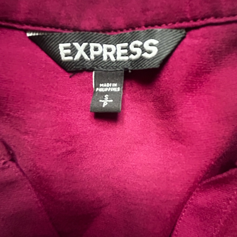Express Blouse - Picture 2 of 4